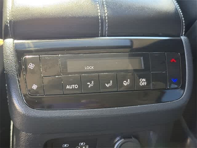 2022 INFINITI QX60 LUXE