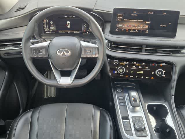 2022 INFINITI QX60 LUXE