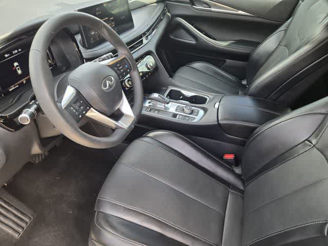2022 INFINITI QX60 LUXE