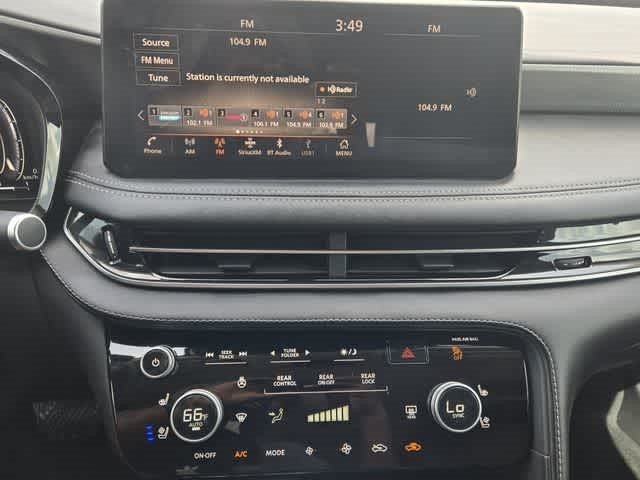 2022 INFINITI QX60 LUXE