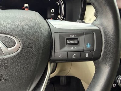 2023 INFINITI QX60 LUXE