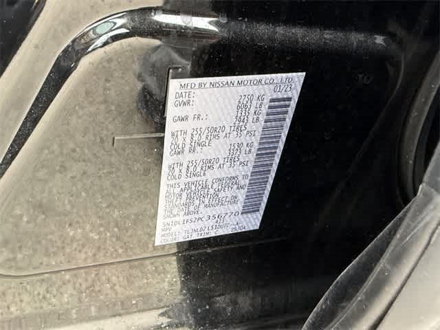 2023 INFINITI QX60 LUXE