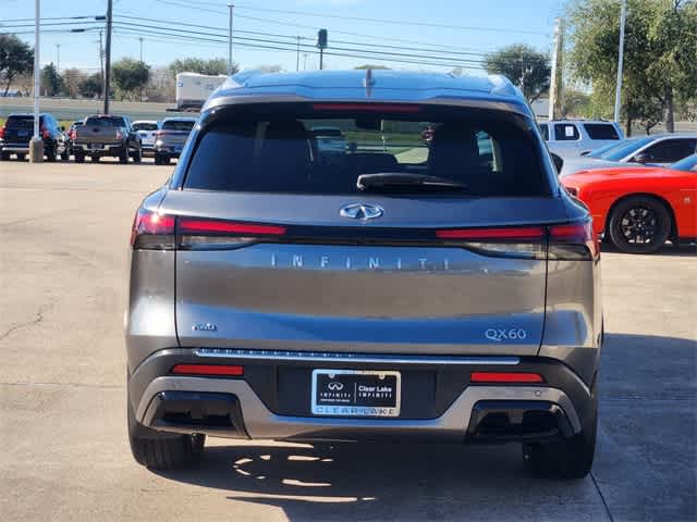 2023 INFINITI QX60 LUXE