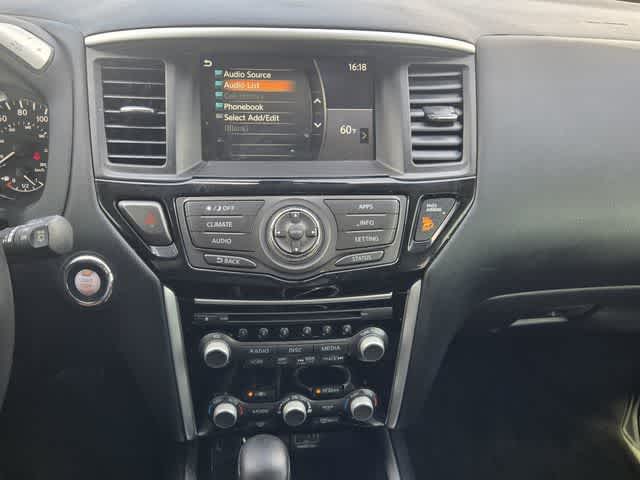 2020 Nissan Pathfinder SV