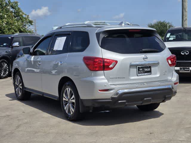 2020 Nissan Pathfinder SV