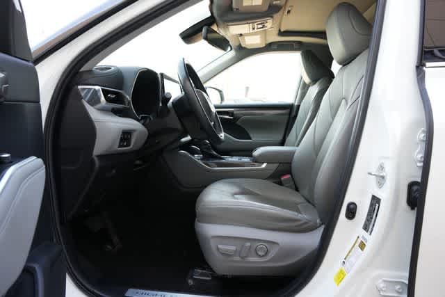 2023 Toyota Highlander Hybrid Limited