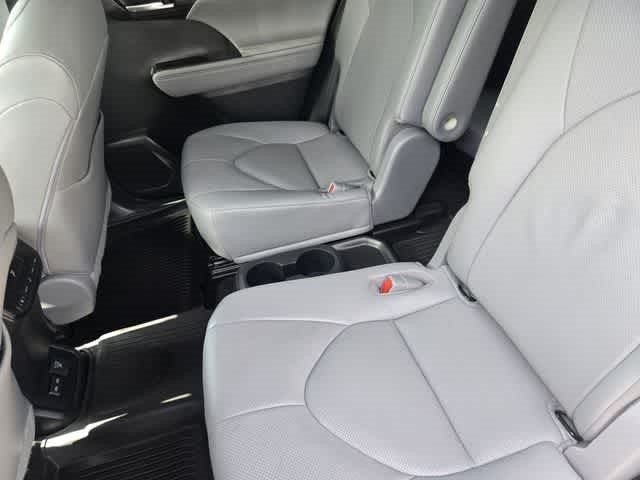 2023 Toyota Highlander Hybrid Limited