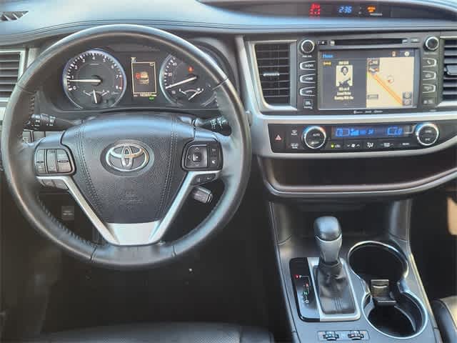 2017 Toyota Highlander Limited Platinum