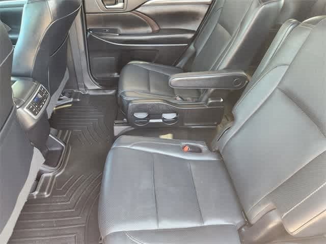 2017 Toyota Highlander Limited Platinum