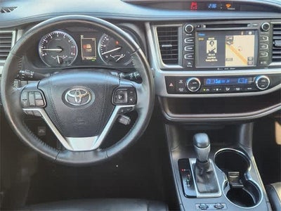 2017 Toyota Highlander Limited Platinum