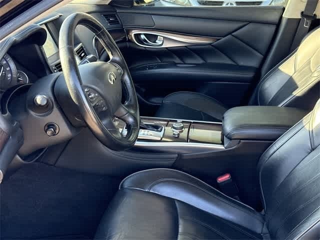 2015 INFINITI Q70L 4dr Sdn V6 RWD