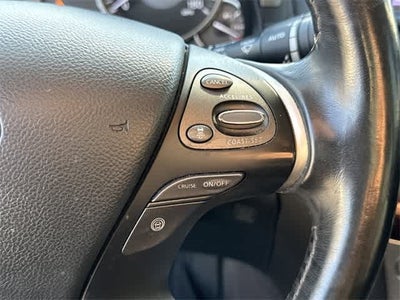 2015 INFINITI Q70L 4dr Sdn V6 RWD