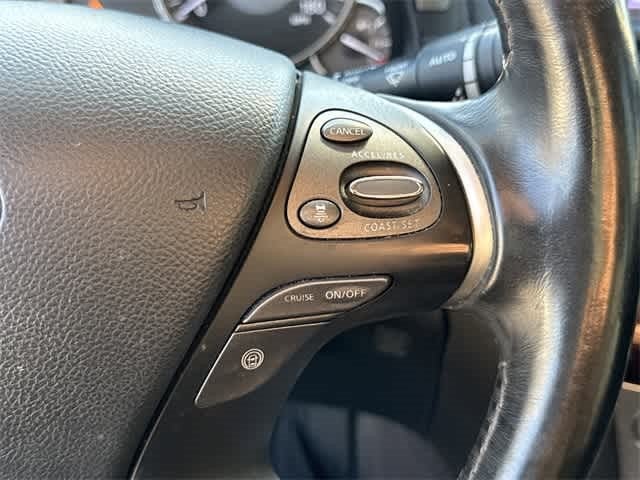 2015 INFINITI Q70L 4dr Sdn V6 RWD