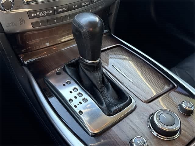 2015 INFINITI Q70L 4dr Sdn V6 RWD