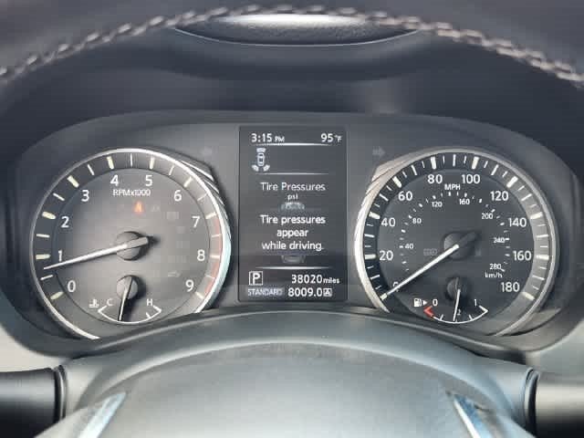 2023 INFINITI Q50 LUXE