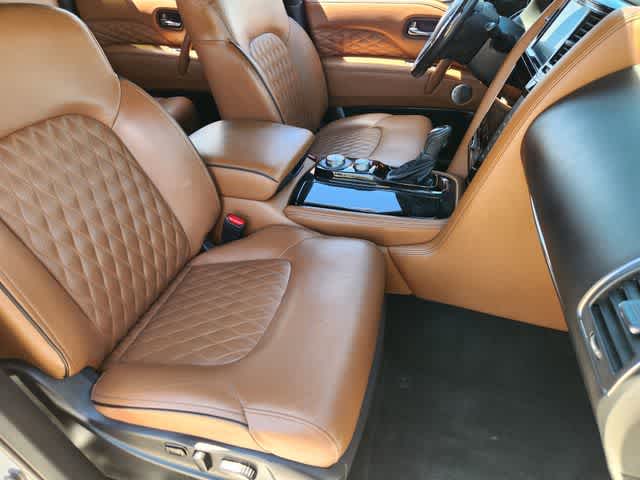 2021 INFINITI QX80 LUXE