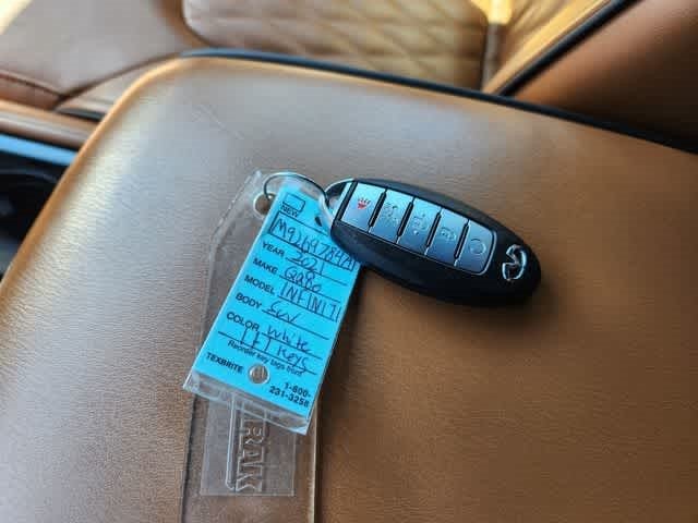 2021 INFINITI QX80 LUXE