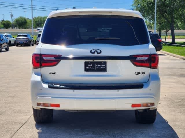 2021 INFINITI QX80 LUXE