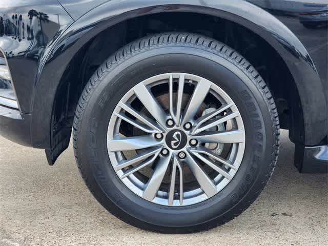 2024 INFINITI QX80 LUXE