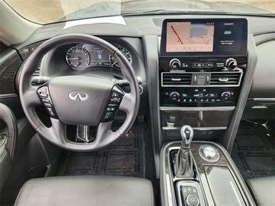 2024 INFINITI QX80 LUXE