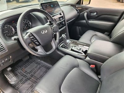 2024 INFINITI QX80 LUXE