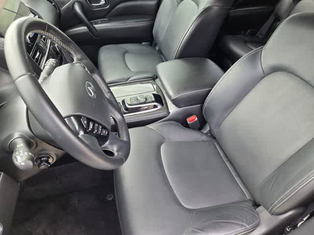 2022 INFINITI QX80 LUXE