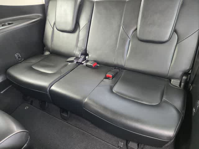 2022 INFINITI QX80 LUXE