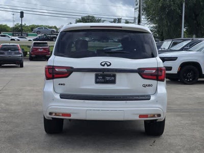 2022 INFINITI QX80 LUXE