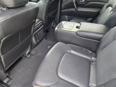 2022 INFINITI QX80 LUXE