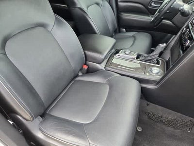 2022 INFINITI QX80 LUXE