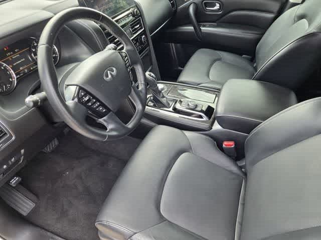 2022 INFINITI QX80 LUXE
