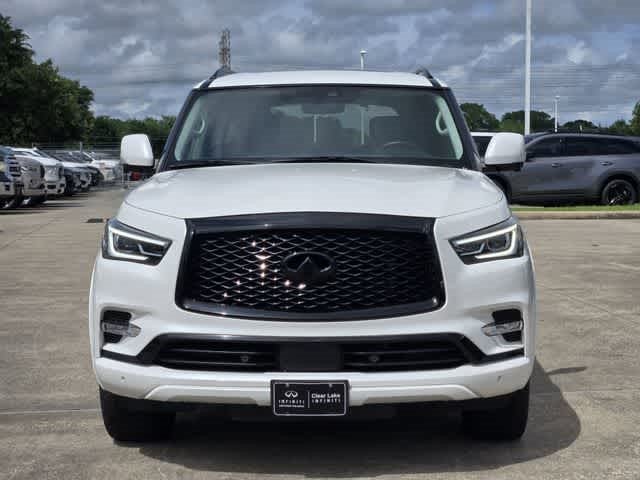 2022 INFINITI QX80 LUXE