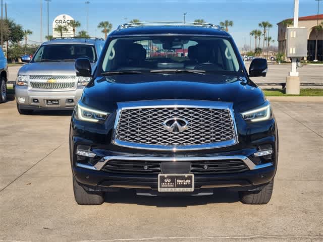 2023 INFINITI QX80 LUXE