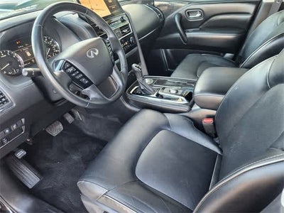 2023 INFINITI QX80 LUXE