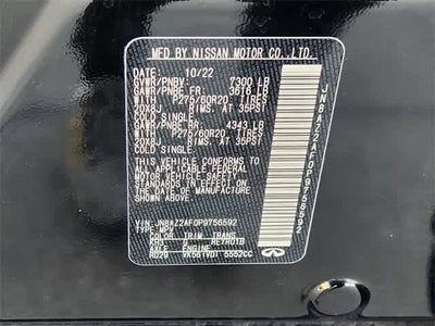 2023 INFINITI QX80 LUXE