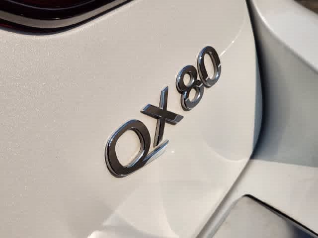 2022 INFINITI QX80 LUXE