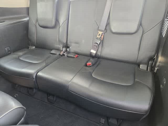 2022 INFINITI QX80 LUXE