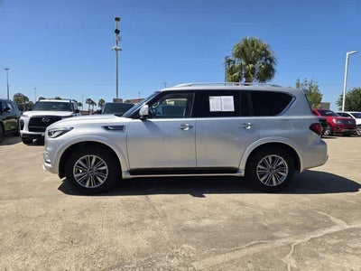 2022 INFINITI QX80 LUXE