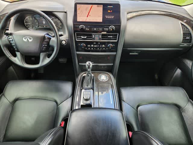 2023 INFINITI QX80 LUXE