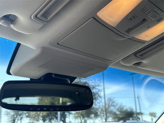 2017 INFINITI QX80 RWD