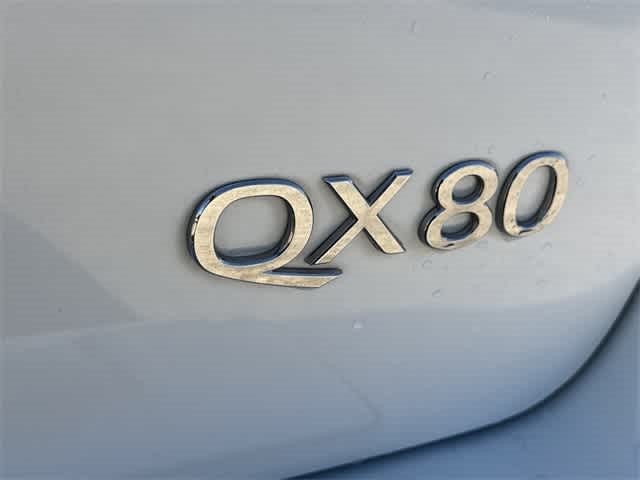 2017 INFINITI QX80 RWD