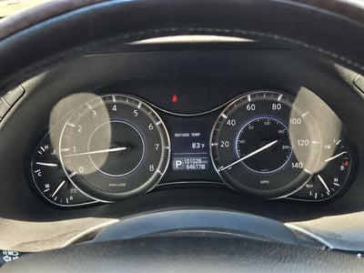 2015 INFINITI QX80 2WD 4dr