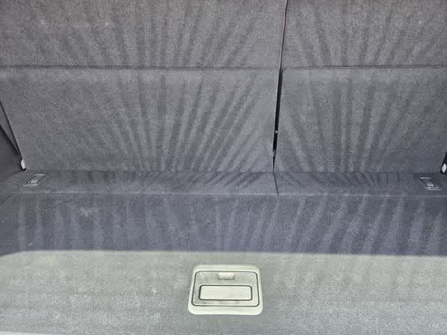2015 INFINITI QX80 2WD 4dr