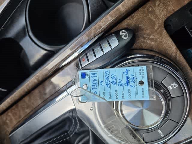 2015 INFINITI QX80 2WD 4dr