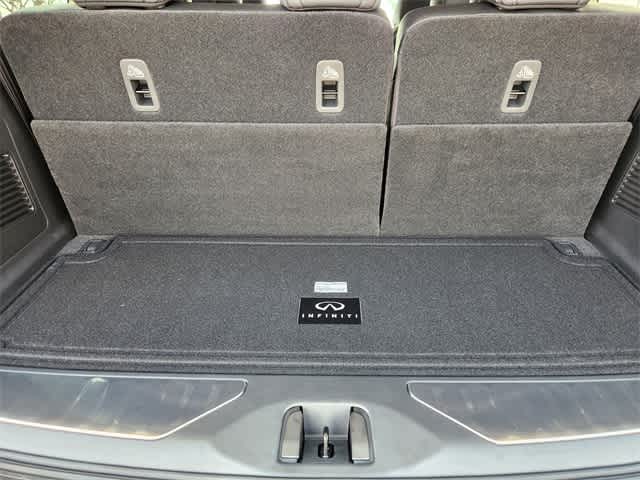 2026 INFINITI QX80 PURE