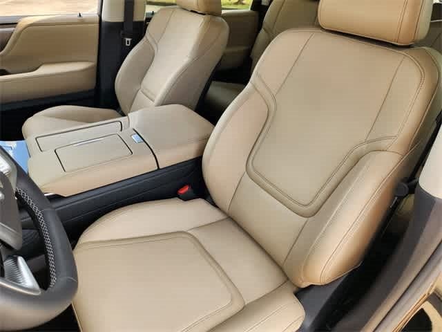 2026 INFINITI QX80 PURE