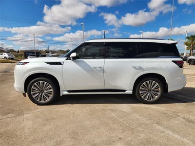 2026 INFINITI QX80 LUXE