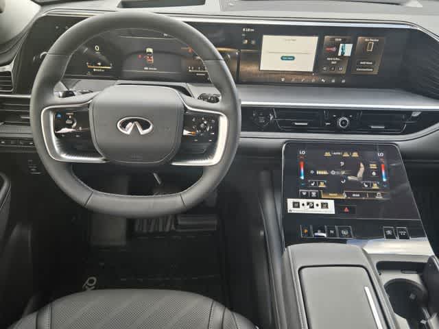 2027 INFINITI QX80 LUXE