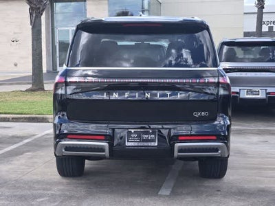 2027 INFINITI QX80 LUXE