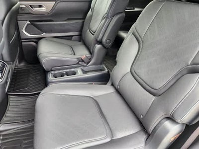 2027 INFINITI QX80 LUXE